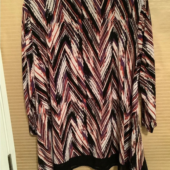 ESTABLISHED 1946~BLOUSE~ SIZE 18-20 - Picture 5 of 5